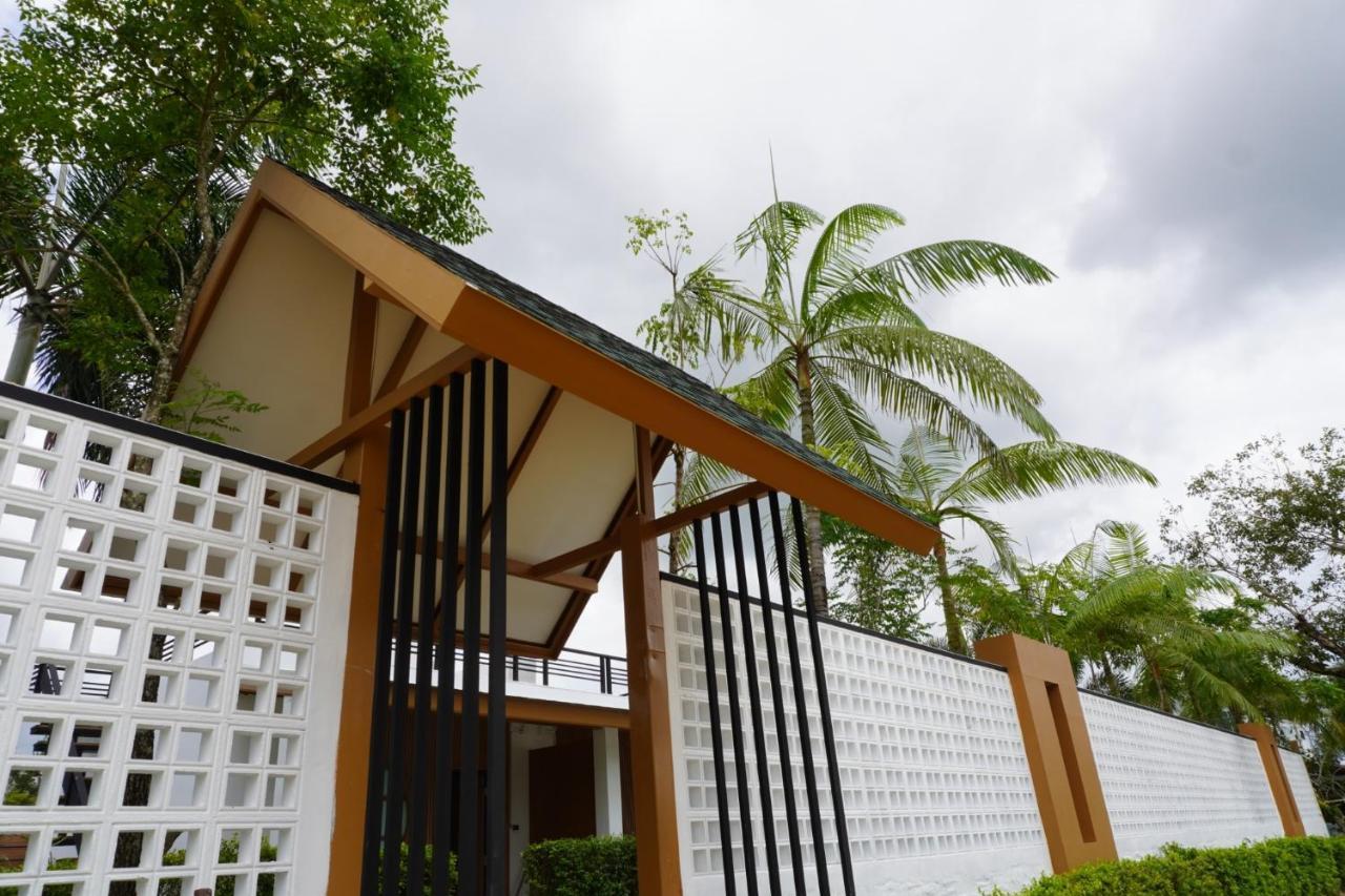 Ip Plus Resort - Chanthaburi Extérieur photo