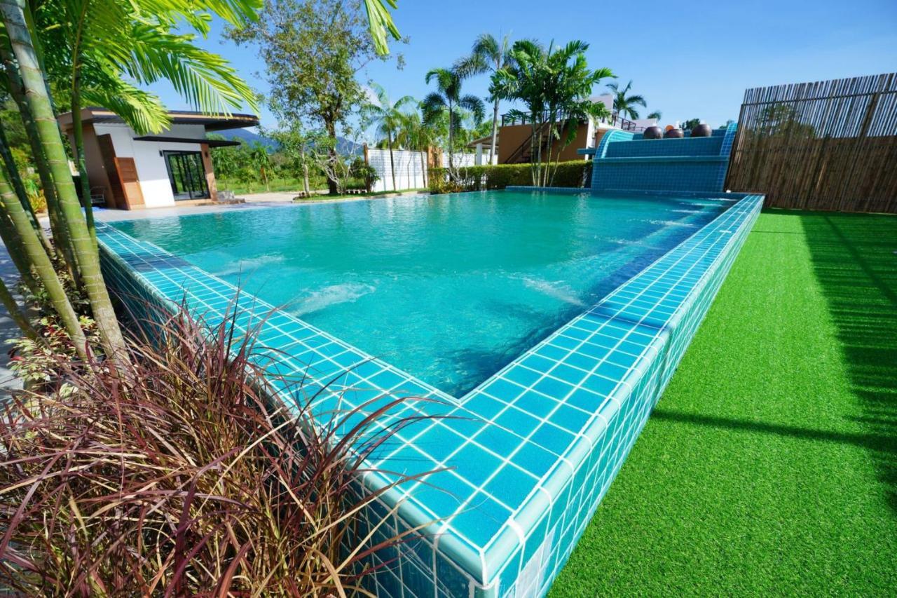 Ip Plus Resort - Chanthaburi Extérieur photo