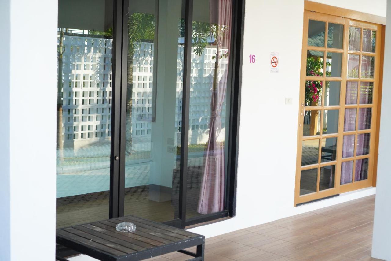 Ip Plus Resort - Chanthaburi Extérieur photo