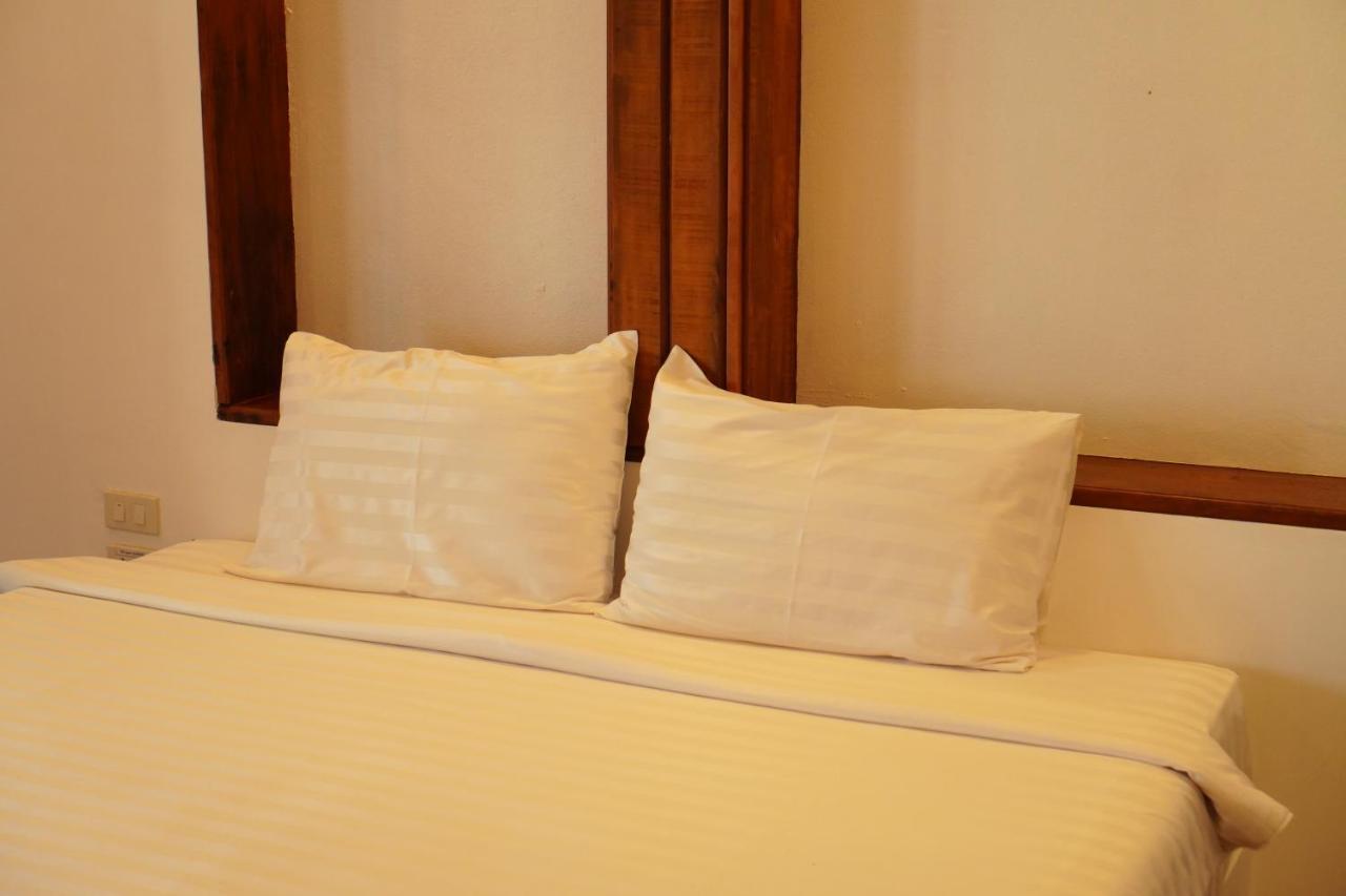 Ip Plus Resort - Chanthaburi Extérieur photo