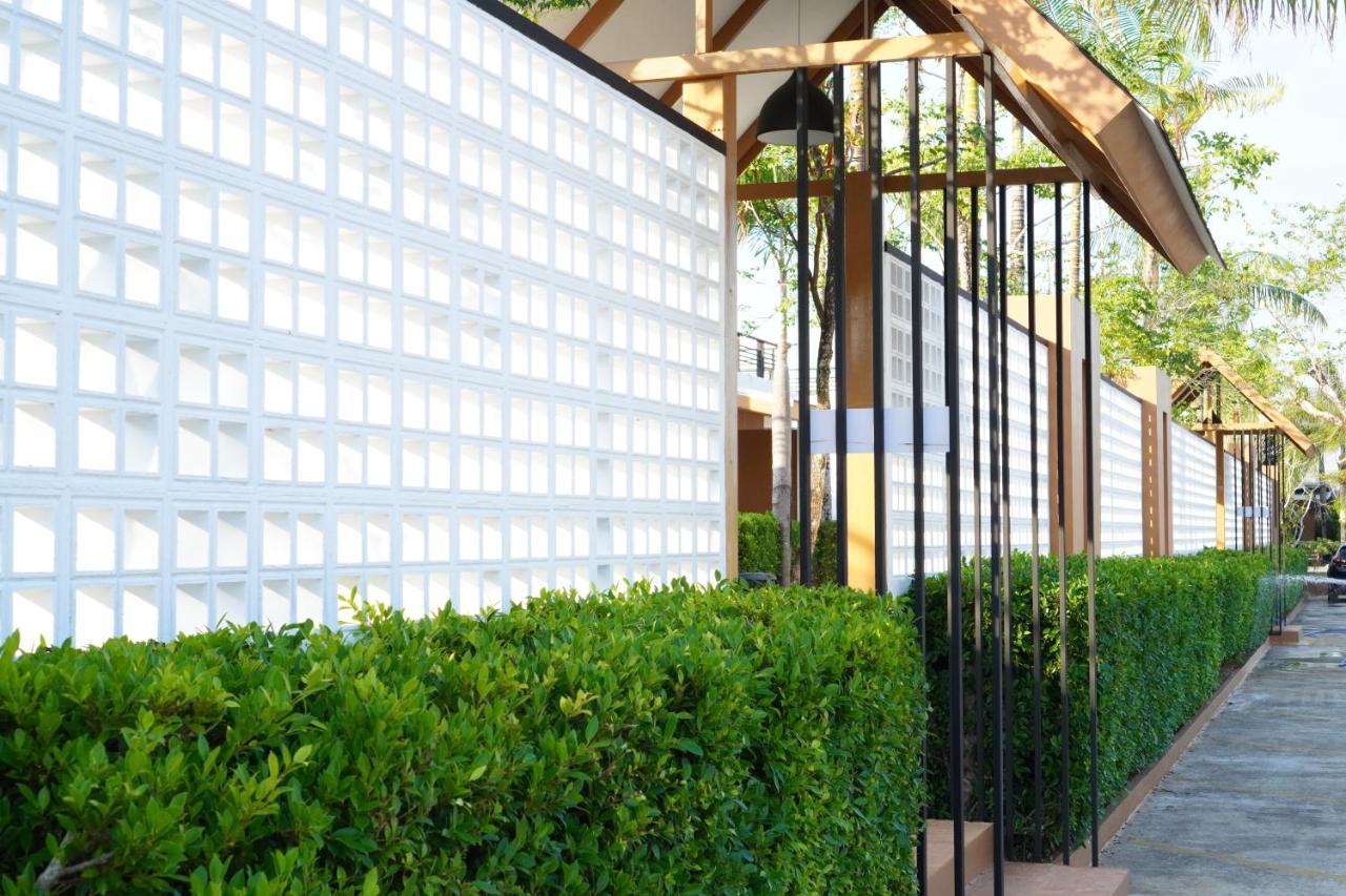 Ip Plus Resort - Chanthaburi Extérieur photo