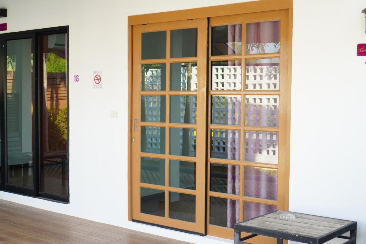 Ip Plus Resort - Chanthaburi Extérieur photo