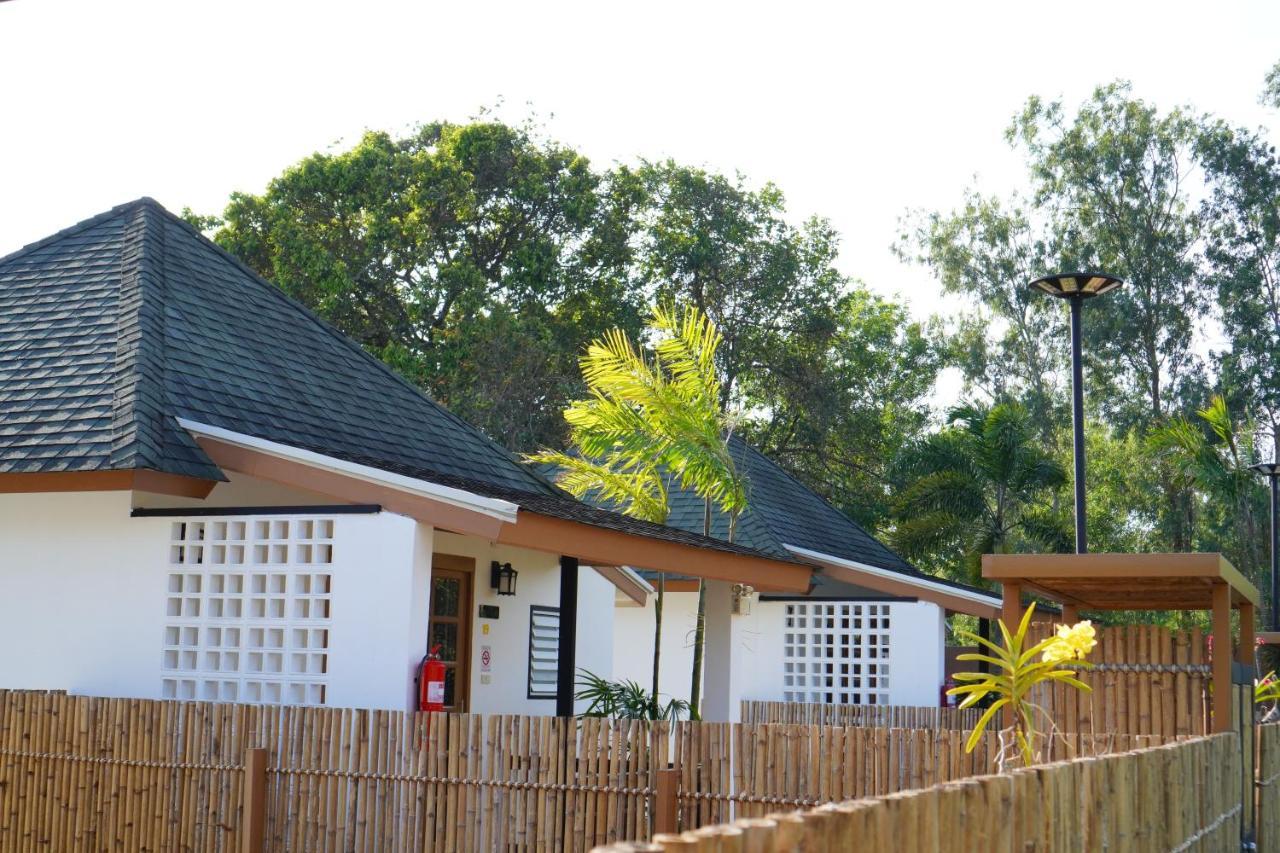 Ip Plus Resort - Chanthaburi Extérieur photo