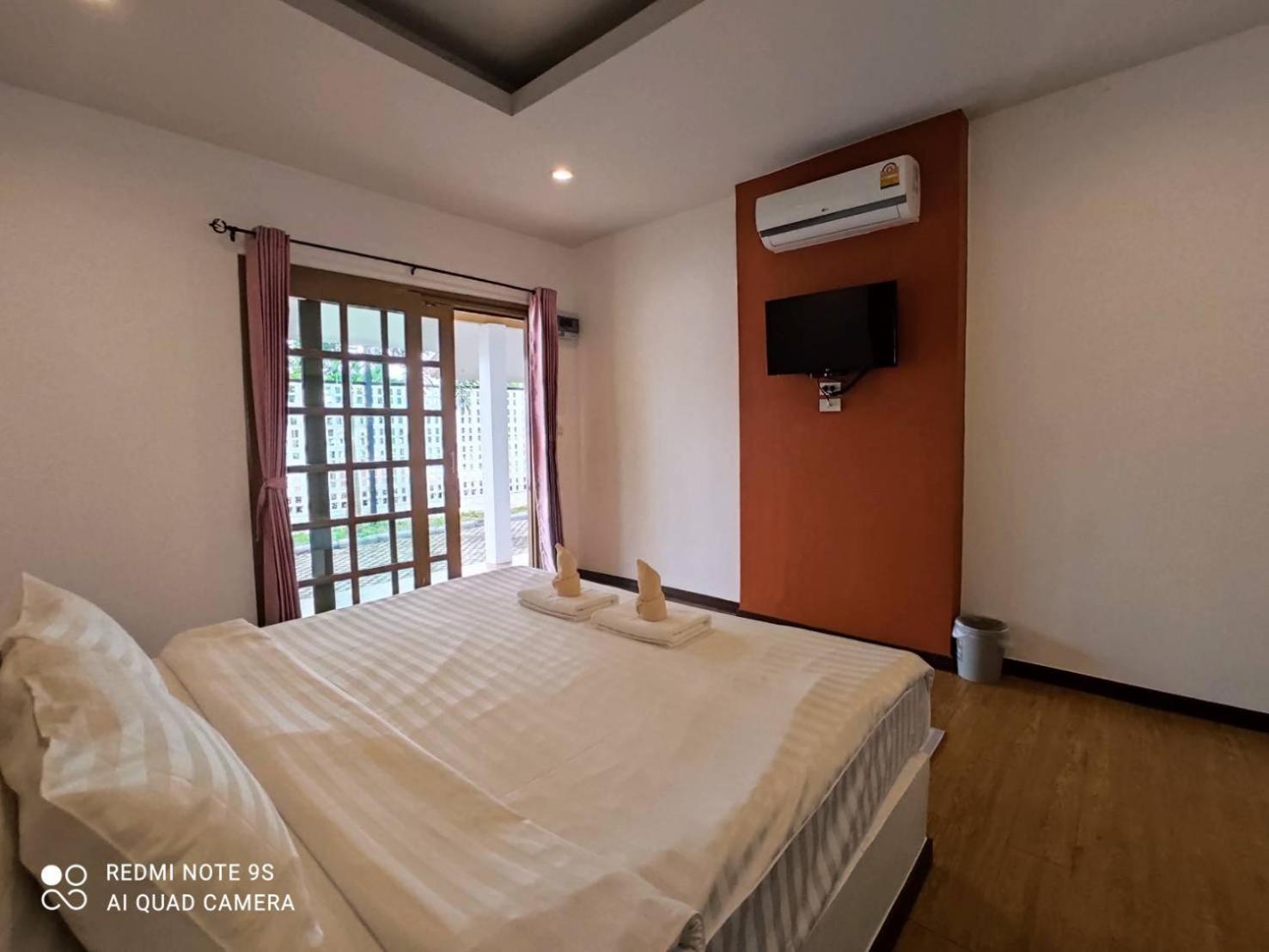 Ip Plus Resort - Chanthaburi Extérieur photo