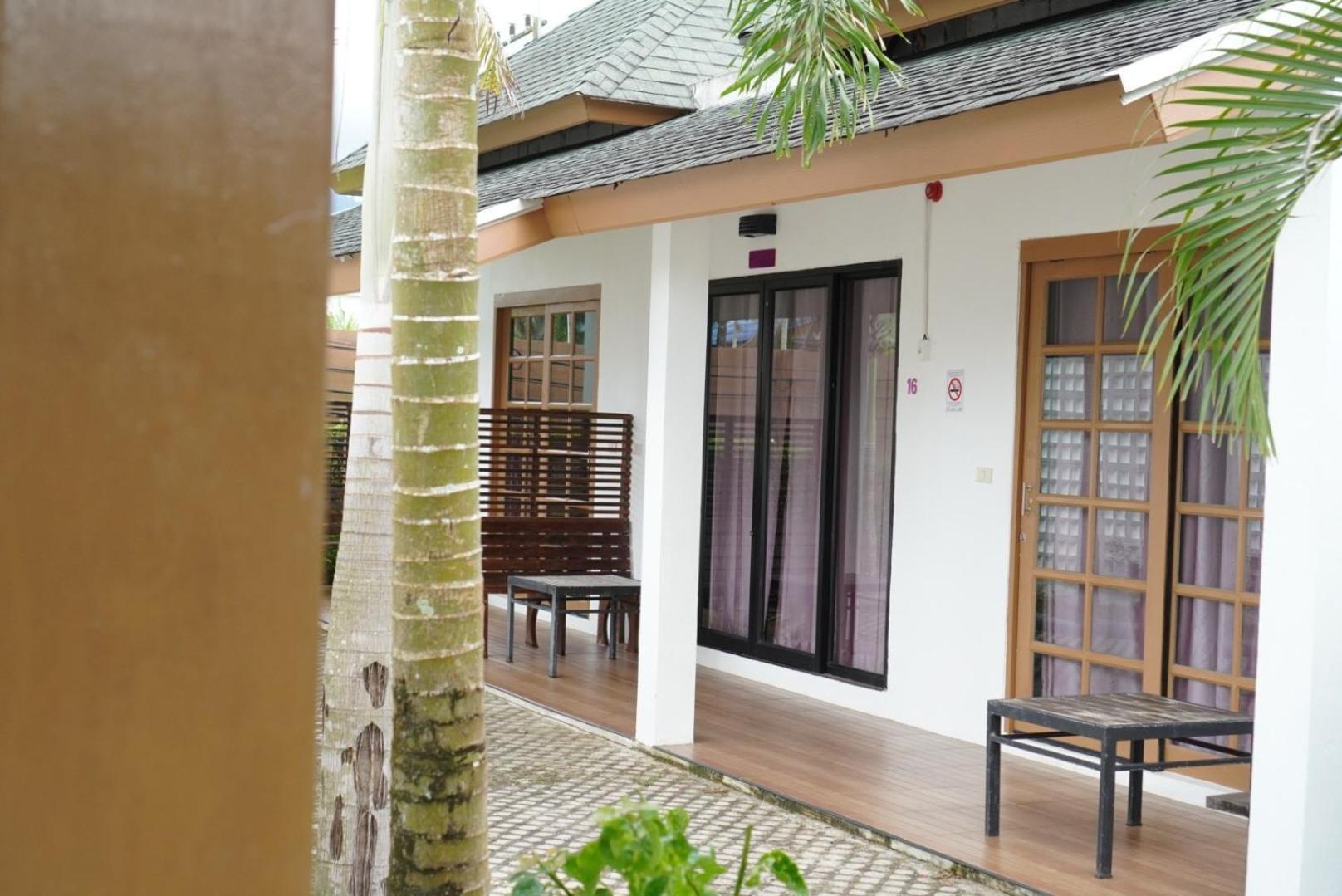 Ip Plus Resort - Chanthaburi Extérieur photo